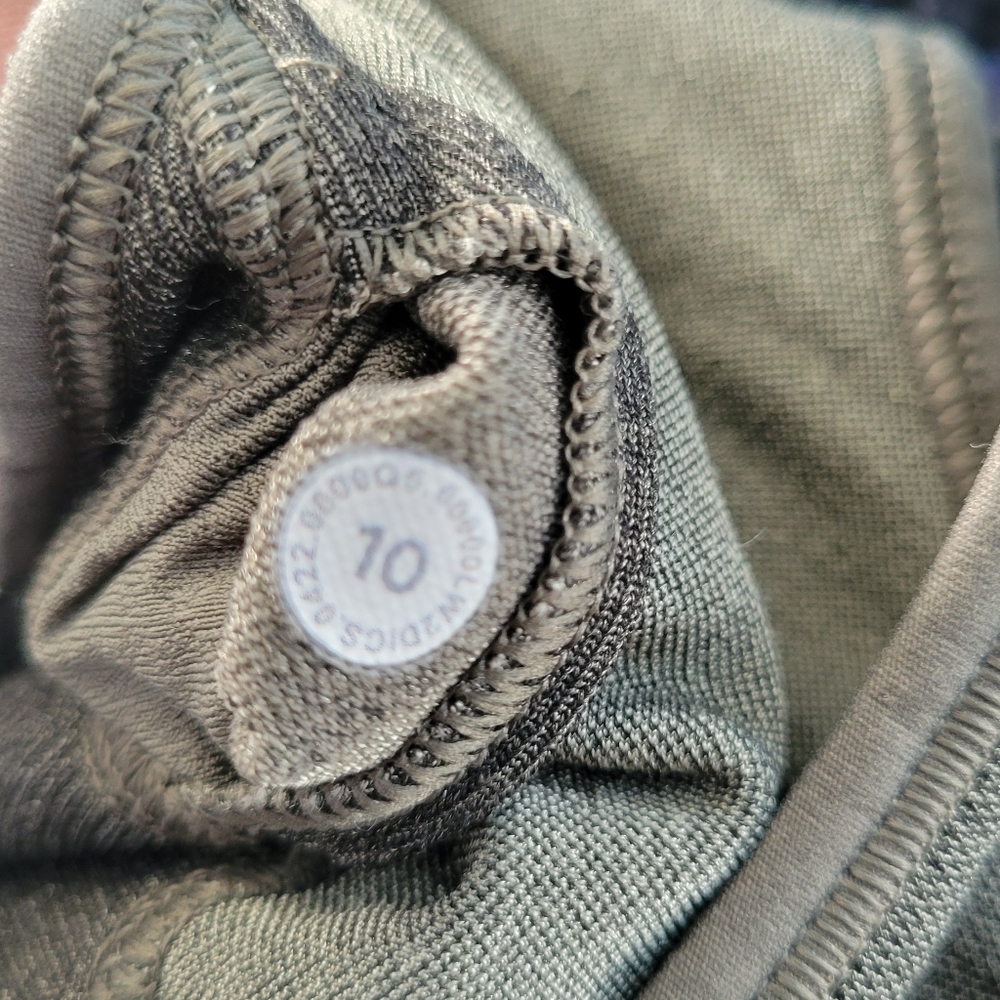 Lululemon Seamless Racerback Train Bra Light Support B/C Cup 10 - Picture 8 of 9